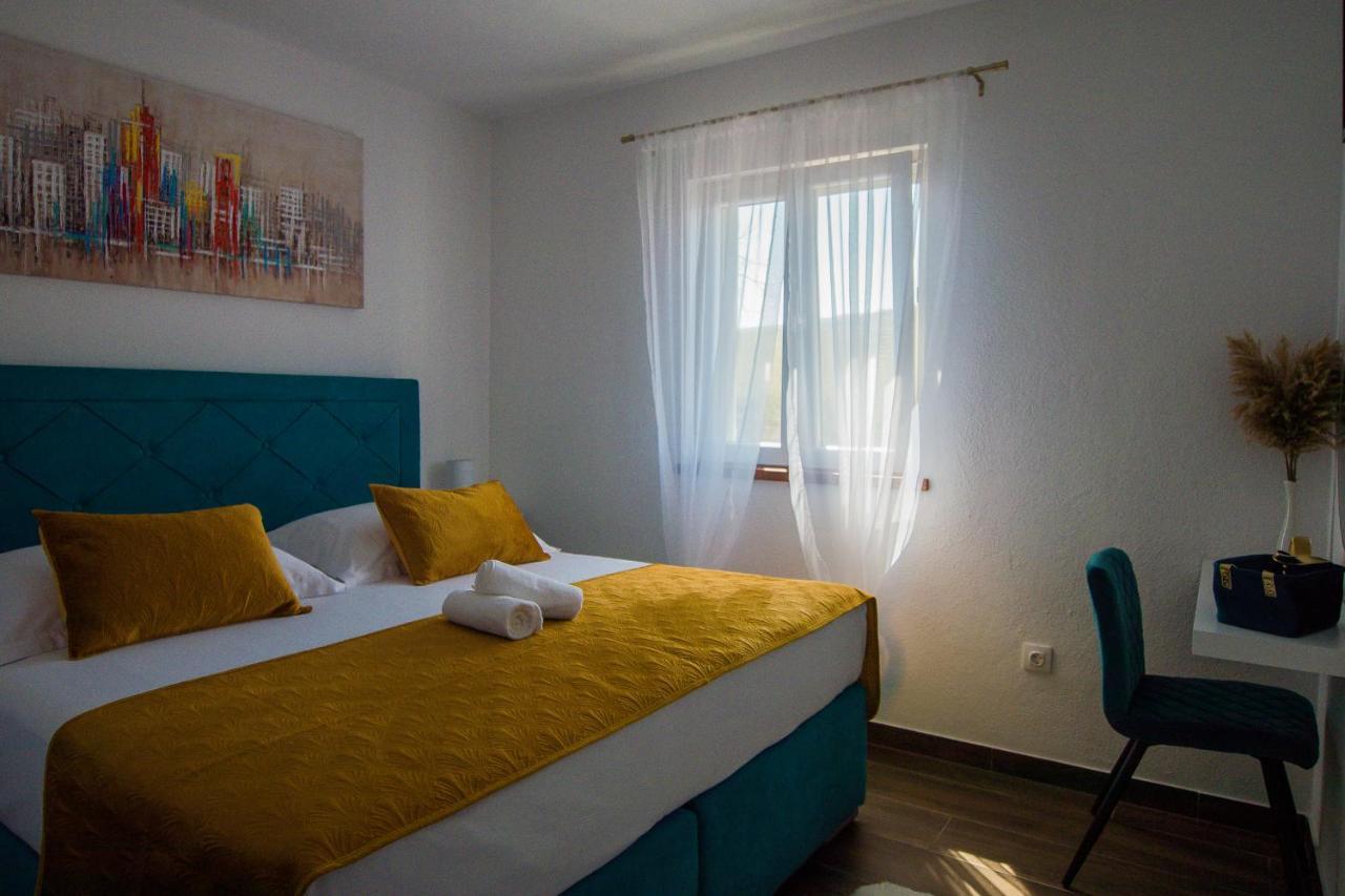 Holiday Home Moliva Sitno Donje Exteriör bild