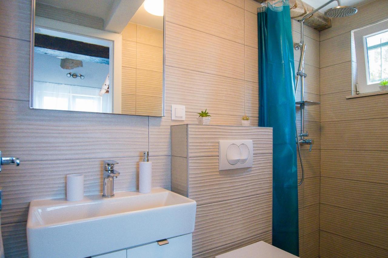Holiday Home Moliva Sitno Donje Exteriör bild